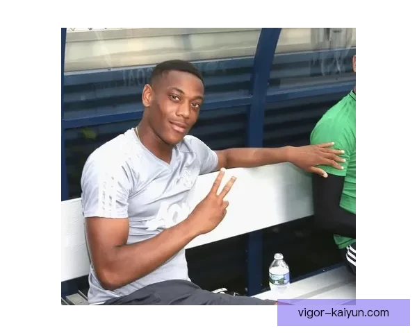 戴维斯状态回暖，近期比赛表现稳健，令人期待其后续发挥。