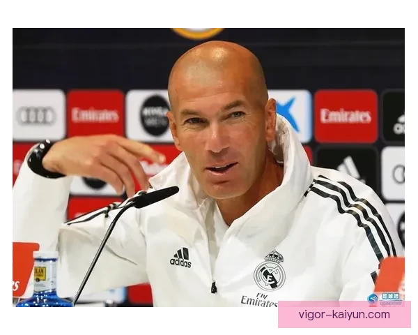 齐达内足球智慧持续提升，助力球队战术表现趋于稳定