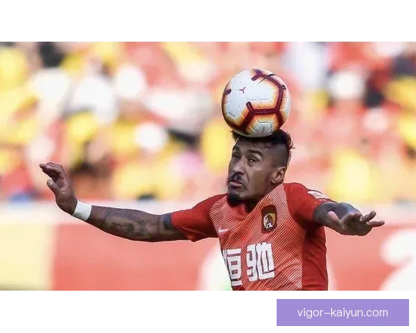 保利尼奥在本赛季表现稳健，继续为球队贡献重要进攻力量。