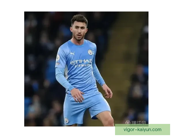 拉波尔特在本赛季的比赛中展现出持续提升的影响力与表现稳定性