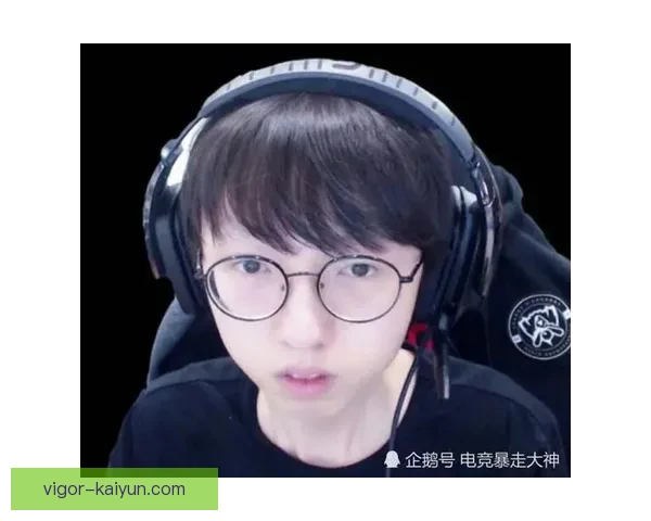 奥德加德射门选择引热议，近期进攻决策表现稳健